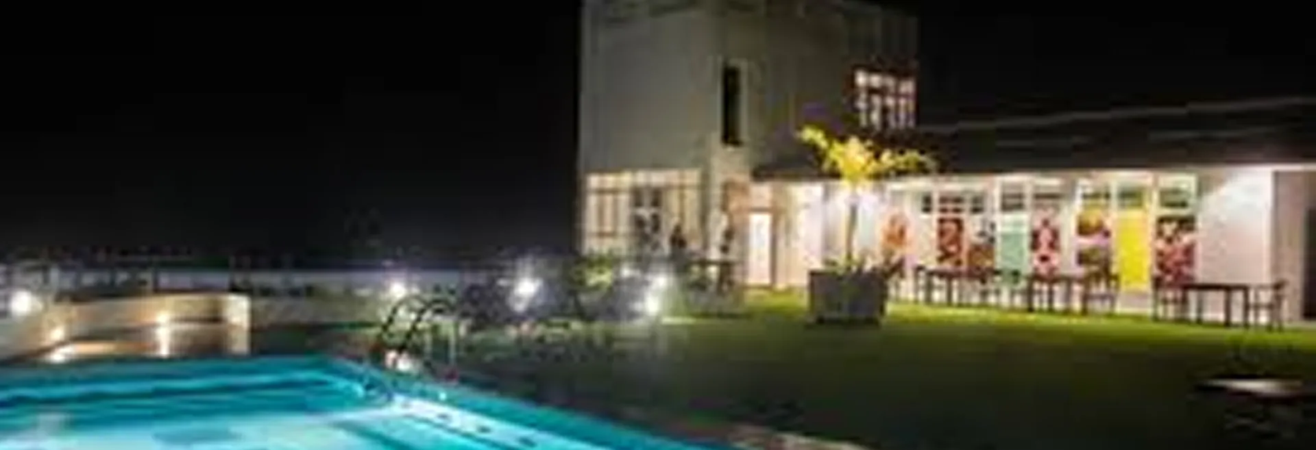 Refresh Hotel and Restaurant Hikkaduwa